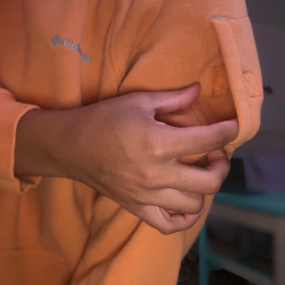 Columbia Hoodie - Picture 4 of 7